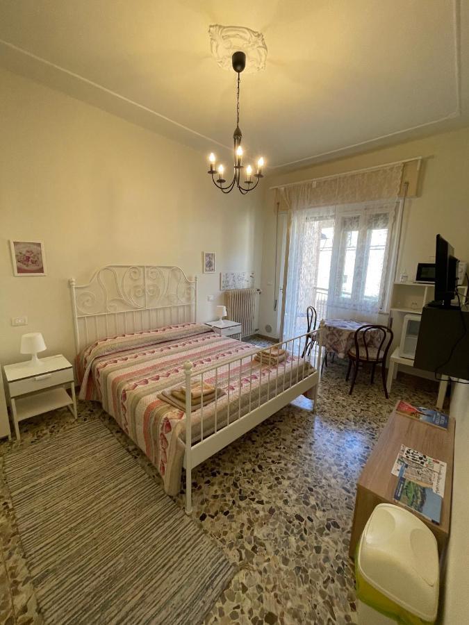 Romantik Zimmer Potenza Picena Buitenkant foto